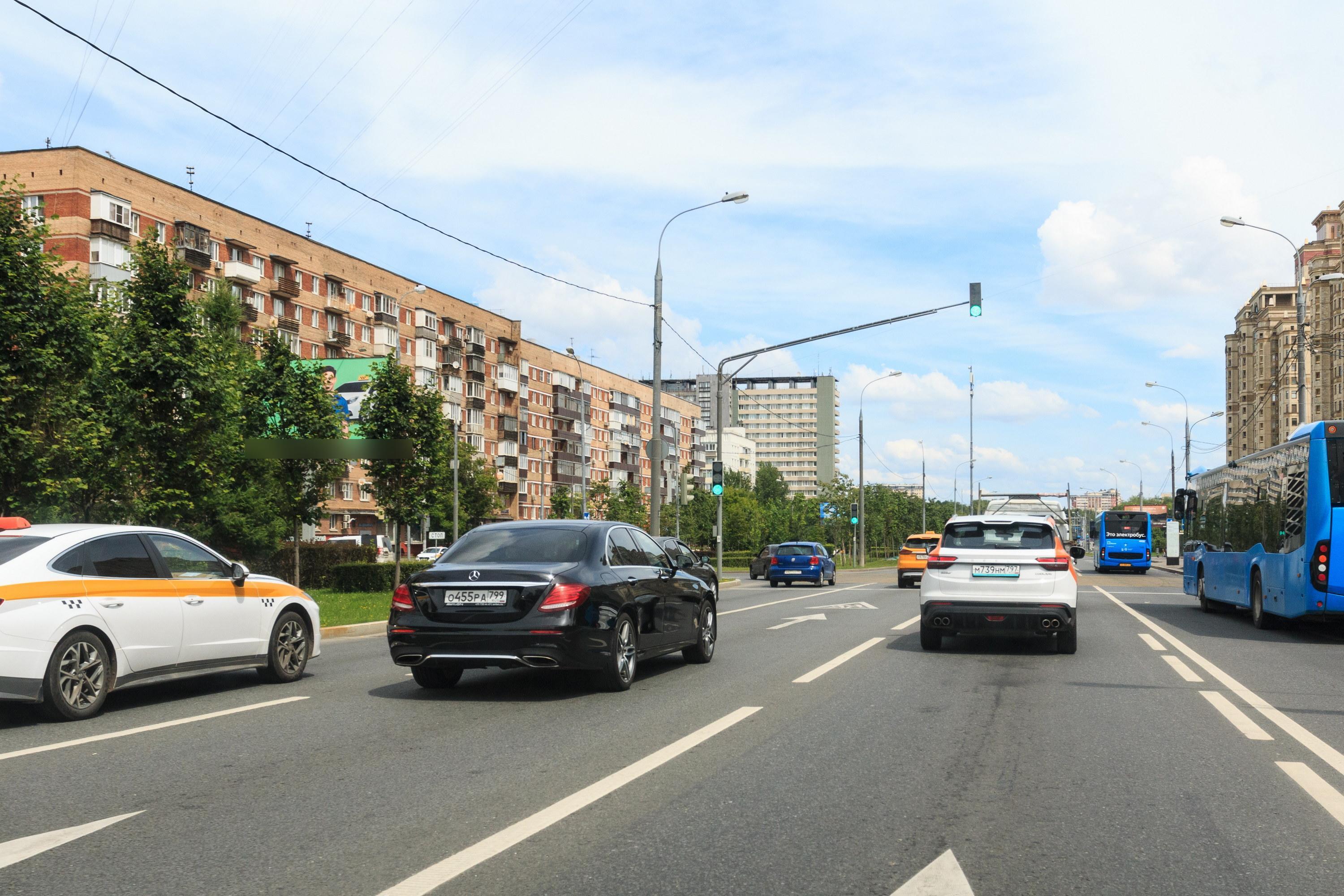 Фотография рекламного носителя, тип: Билборд 3x6, адрес: Мичуринский пр-т., д.16, Москва, Россия. Сторона А2 №261702