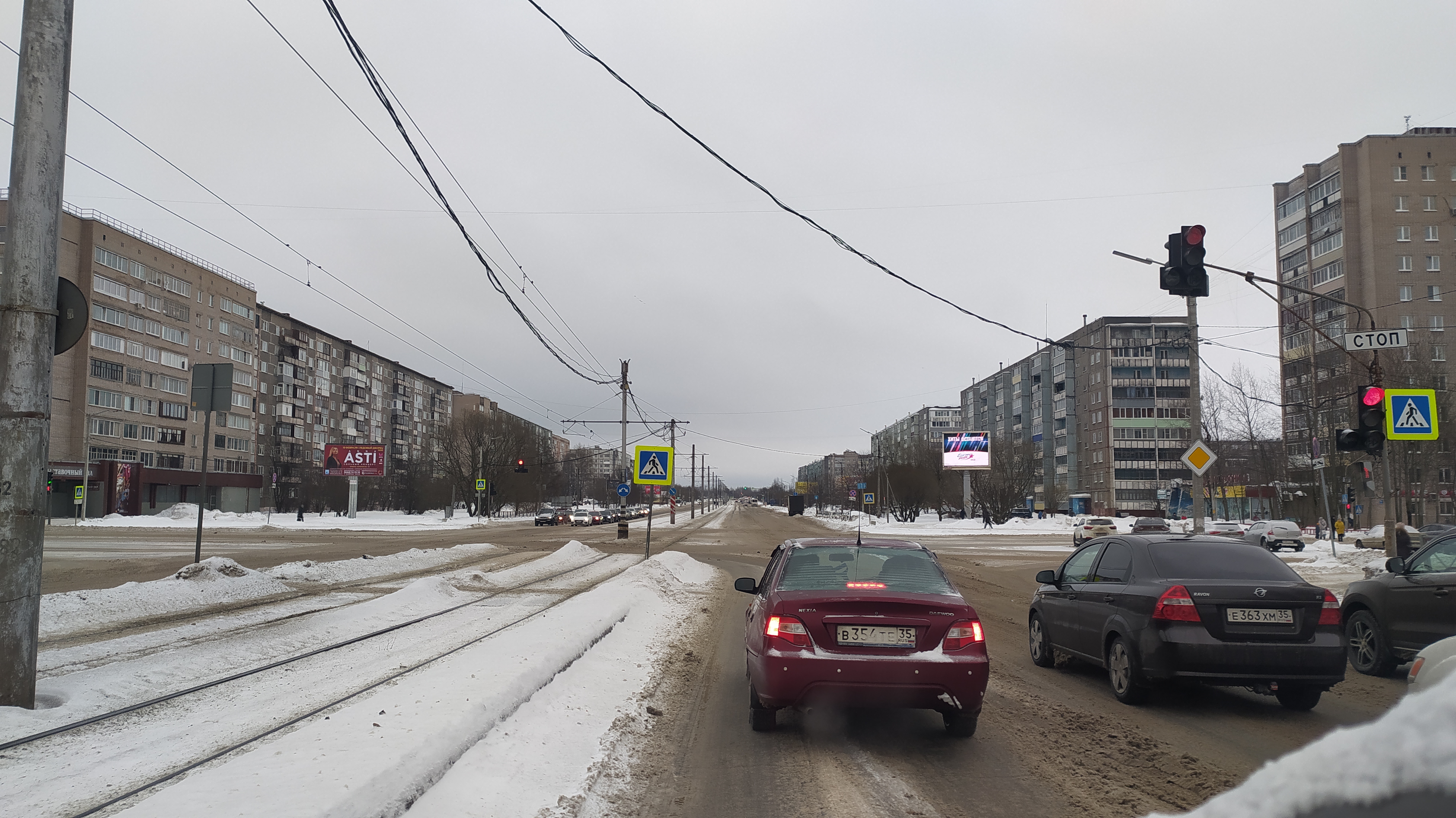 Фотография рекламного носителя, тип: Билборд 3x6, адрес: Юбилейная ул., д.38 Х Победы пр-т., Череповец, Вологодская область, Россия. Сторона В №462137