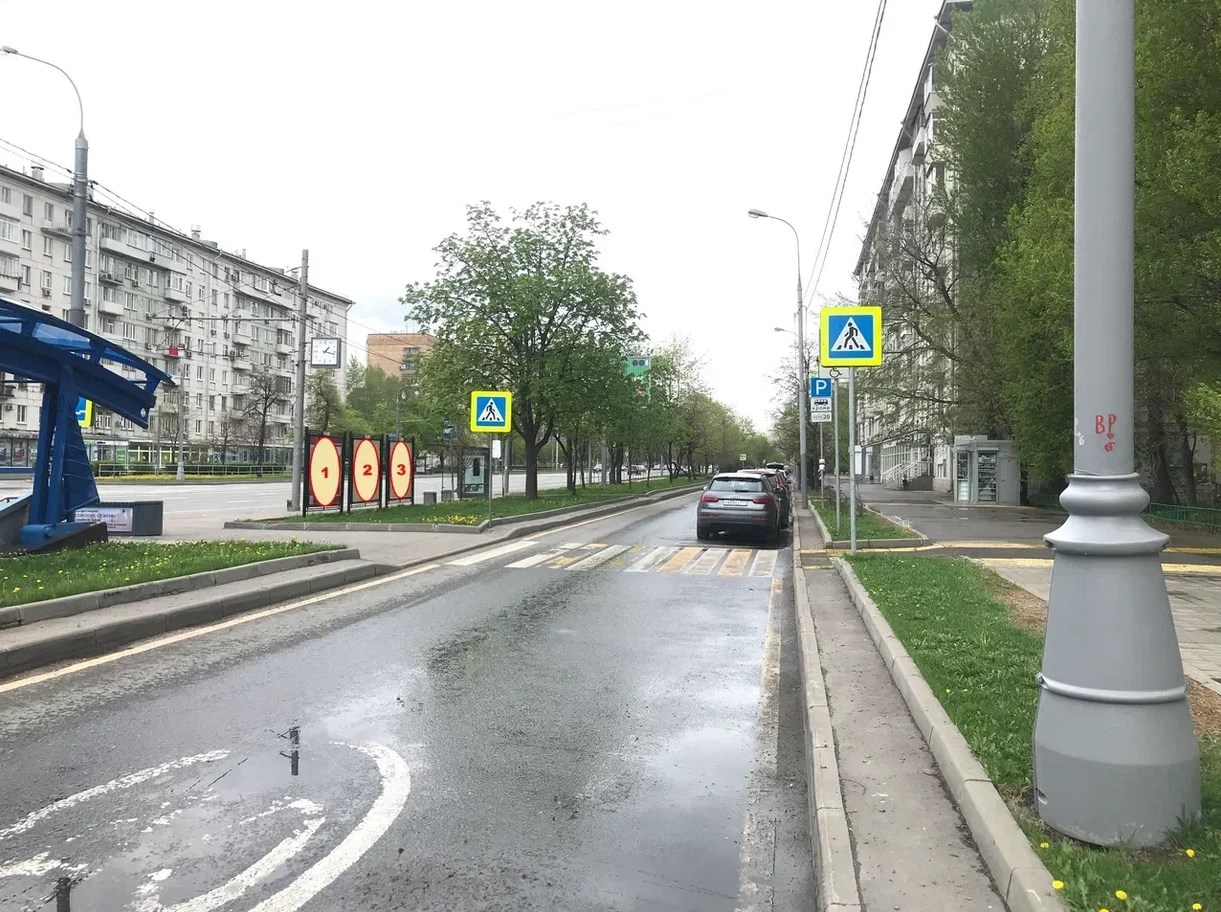 Фотография рекламного носителя, тип: Афиша 1.75x1.8, адрес: Комсомольский пр-т. Х Хамовнический Вал ул., д.18/49, стенд 1, Москва, Россия. Сторона B №1349786