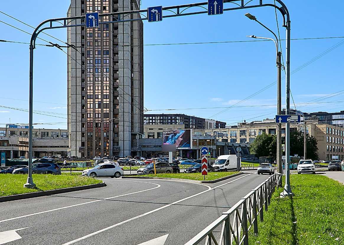Фотография рекламного носителя, тип: Билборд 3x6, адрес: Белоостровская ул., д.1 Х Академика Климова пл., Санкт-Петербург, Россия. Сторона Б1 №118437