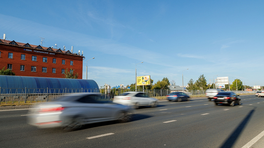 Фотография рекламного носителя, тип: Билборд 3x6, адрес: Мамадышский тракт ул., при движении от ул.Клубная в сторону пр.Победы, Казань, Республика Татарстан, Россия. Сторона B №679070
