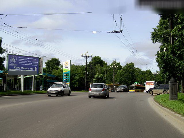 Фотография рекламного носителя, тип: Билборд 3x6, адрес: Карла Маркса ул., Хабаровск, Хабаровский край, Россия. Сторона Б №198993