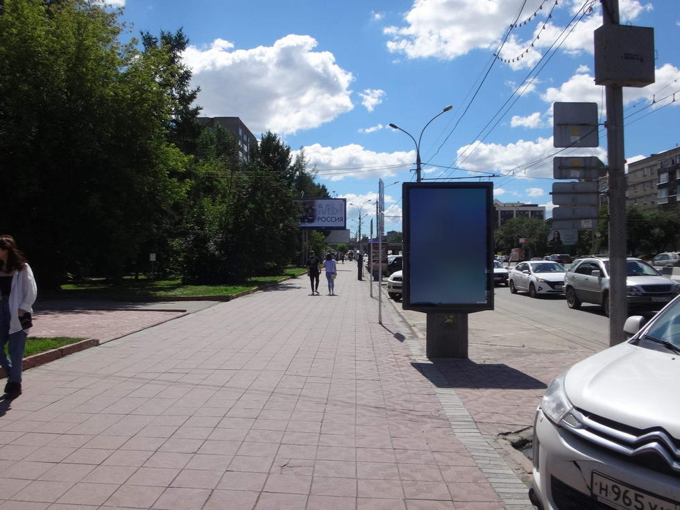 Фотография рекламного носителя, тип: Ситиформат 1.8x1.2, адрес: Красный пр-т., д.92, Новосибирск, Новосибирская область, Россия. Сторона Б №142703
