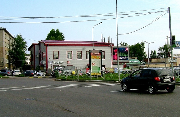 Фотография рекламного носителя, тип: Пиллар 3x1.4, адрес: Б.С-Петербургская ул., д.56, Великий Новгород, Новгородская область, Россия. Сторона A №874585