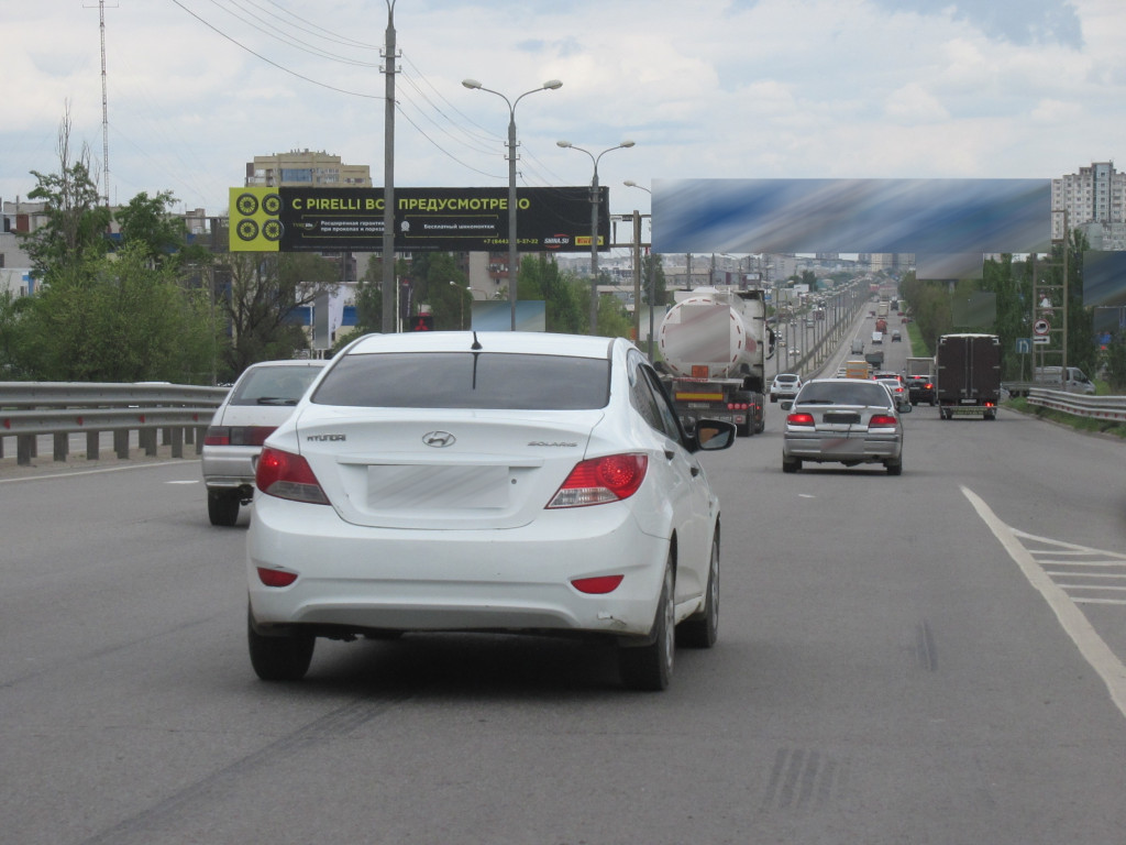 Фотография рекламного носителя, тип: Арка, адрес: 3-я продольная магистраль ул. Х 30-летия Победы б-р., Волгоград, Волгоградская область, Россия. Сторона А3 №111578