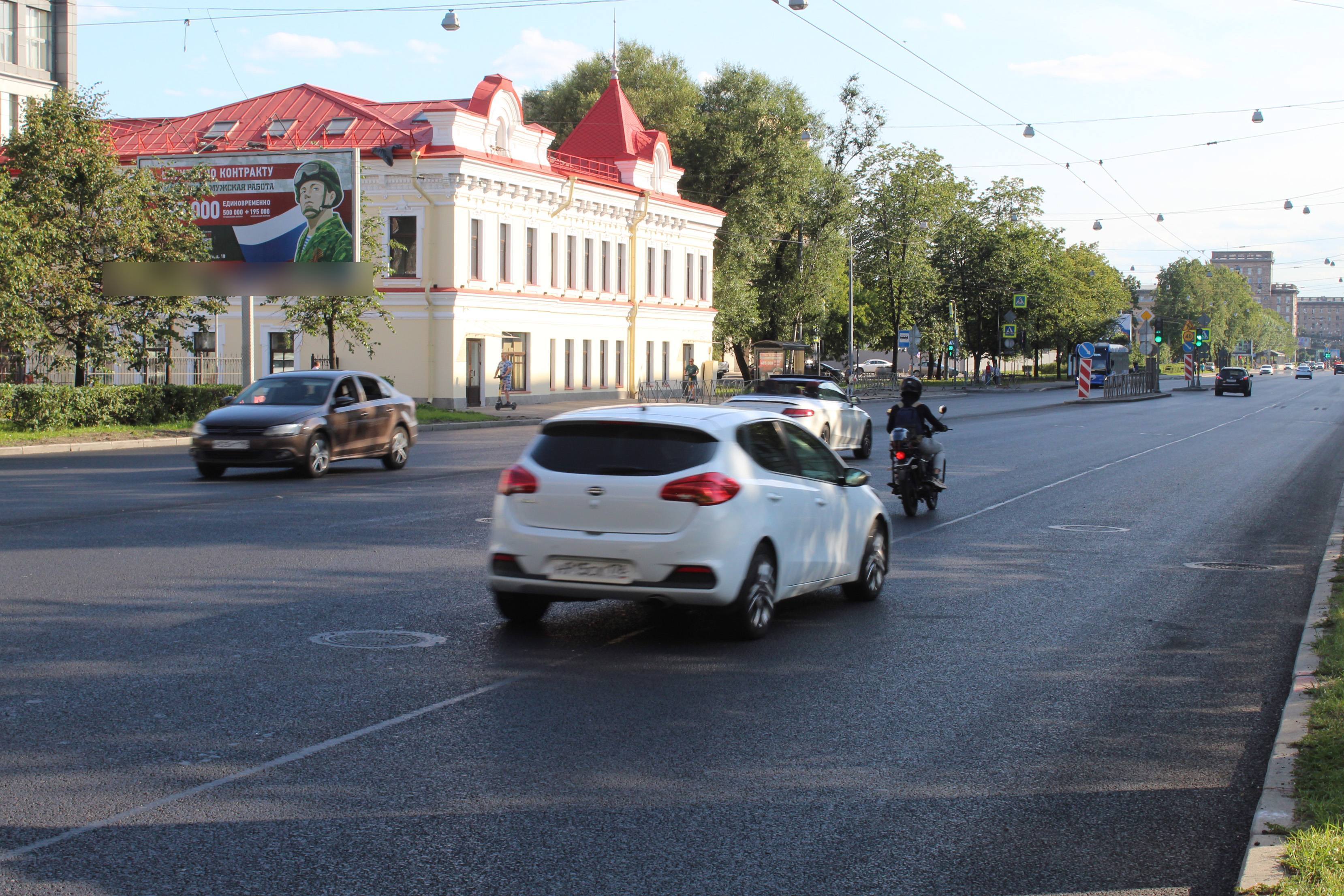 Фотография рекламного носителя, тип: Билборд 3x6, адрес: Стачек пр-т., д.48, корп.2, Санкт-Петербург, Россия. Сторона Б №121197