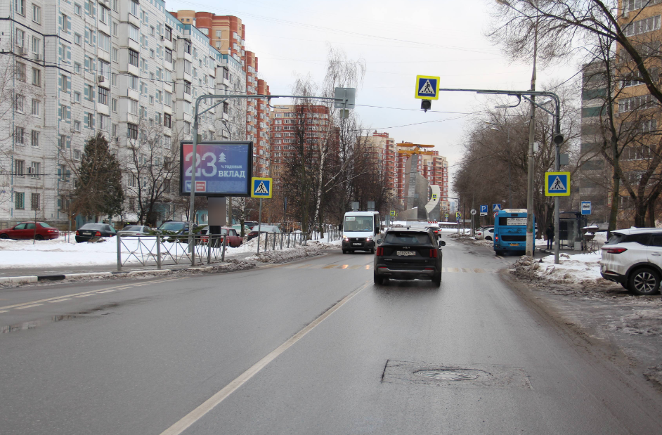 Фотография рекламного носителя, тип: Ситиборд 2.7x3.7, адрес: Летная ул., д.29, корп.1, Мытищи, Московская область, Россия. Сторона Б №818034