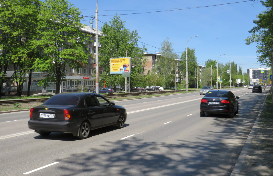 Фотография рекламного носителя, тип: Ситиборд 2.7x3.7, адрес: Гагарина б-р., д.60, Пермь, Пермский край, Россия. Сторона Б №492119