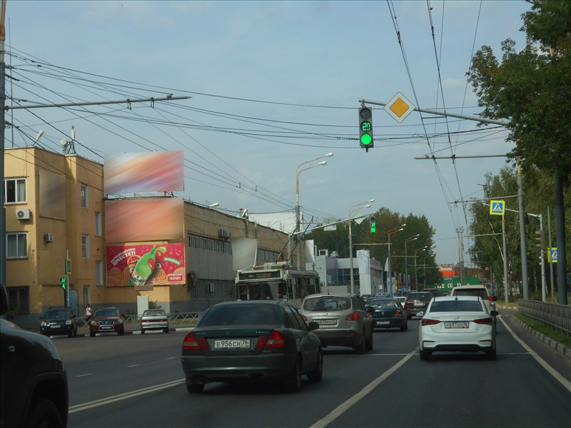 Фотография рекламного носителя, тип: Билборд 3x6, адрес: Полушкина роща ул., д.11, Ярославль, Ярославская область, Россия. Сторона Б1 №109643
