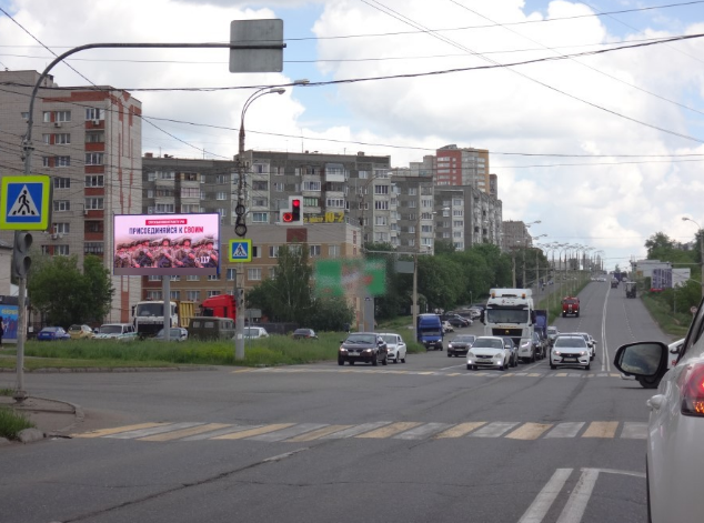 Фотография рекламного носителя, тип: Билборд 3x6, адрес: Чугуевского ул. Х Пушкинская ул., поз.1, Ижевск, Республика Удмуртия, Россия. Сторона Б1 №240122