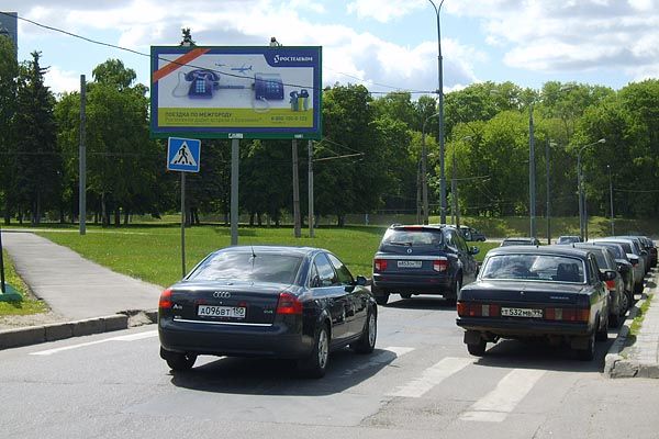 Фотография рекламного носителя, тип: Билборд 3x6, адрес: Ленинградское ш., д.63, Москва, Россия. Сторона A №65913