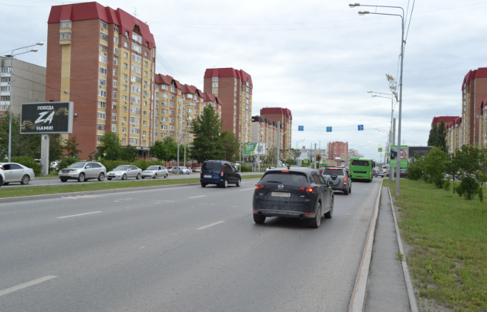 Фотография рекламного носителя, тип: Билборд 3x6, адрес: Пермякова ул., д.76, Тюмень, Тюменская область, Россия. Сторона Б1-Б3 №529668