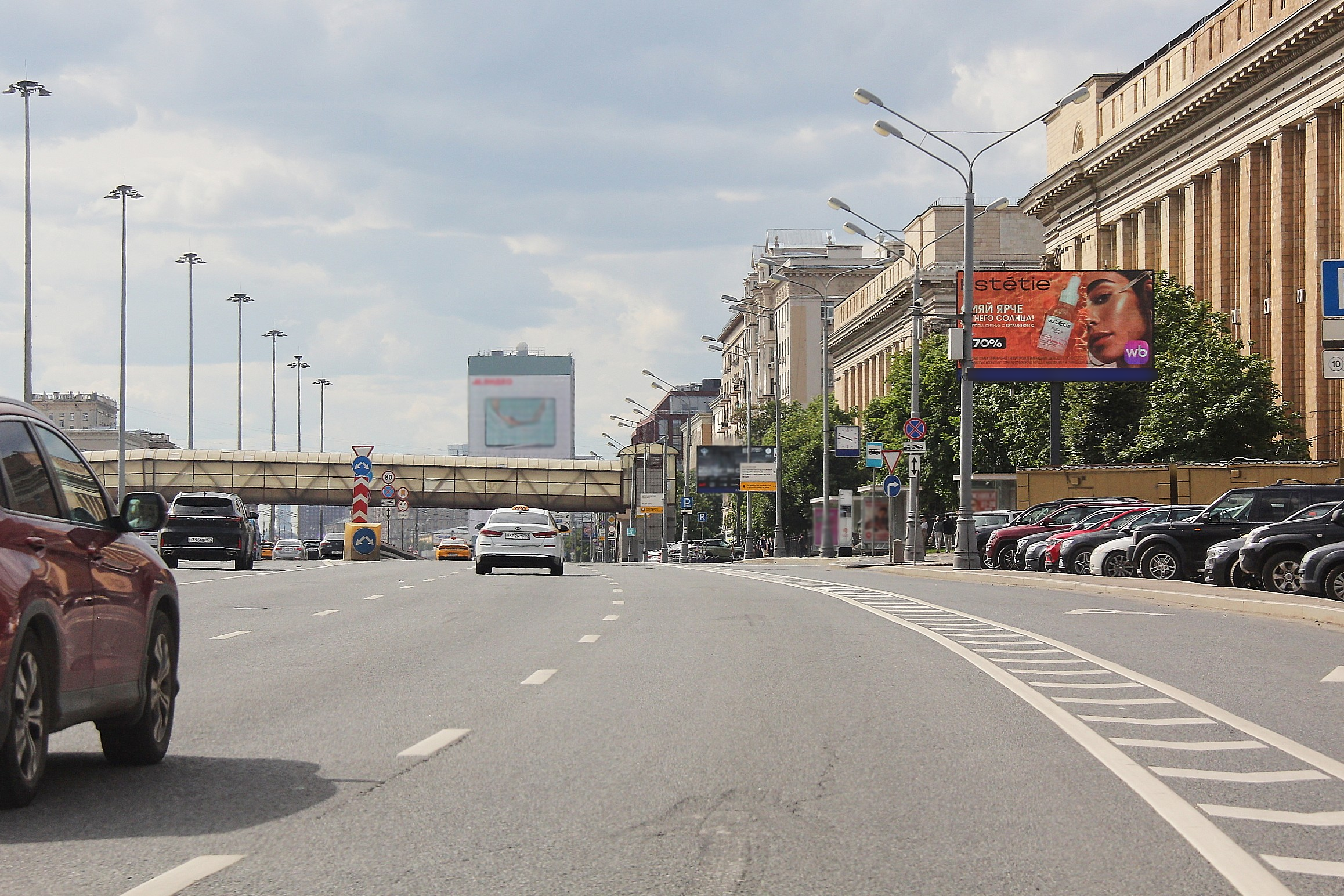 Фотография рекламного носителя, тип: Билборд 3x6, адрес: Ленинградский пр-т., д.62А, Москва, Россия. Сторона Аh1-Аh4 №882165