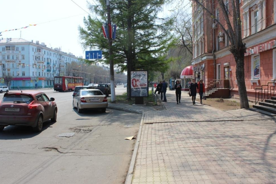 Фотография рекламного носителя, тип: Ситиформат 1.8x1.2, адрес: Мира пр-т., д.43, Комсомольск-на-Амуре, Хабаровский край, Россия. Сторона А №1370399