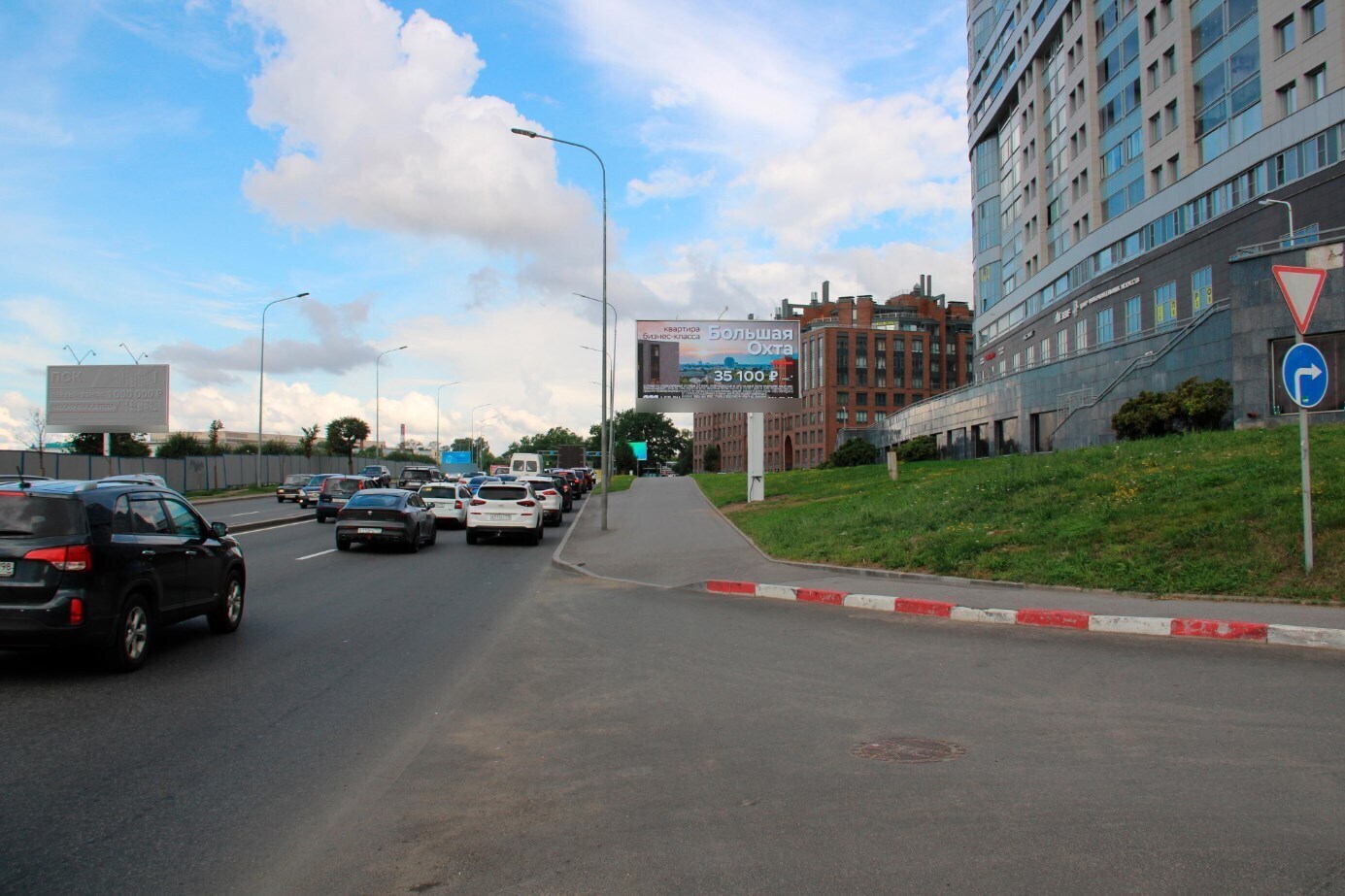 Фотография рекламного носителя, тип: Билборд 3x6, адрес: Свердловская наб., д.58 Х Пискаревский пр-т., Санкт-Петербург, Россия. Сторона А1 №547237