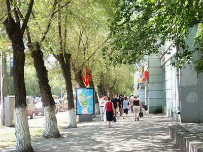 Фотография рекламного носителя, тип: Ситиформат 1.8x1.2, адрес: Рабоче-Крестьянская ул. Х Академическая ул., Волгоград, Волгоградская область, Россия. Сторона A №82811