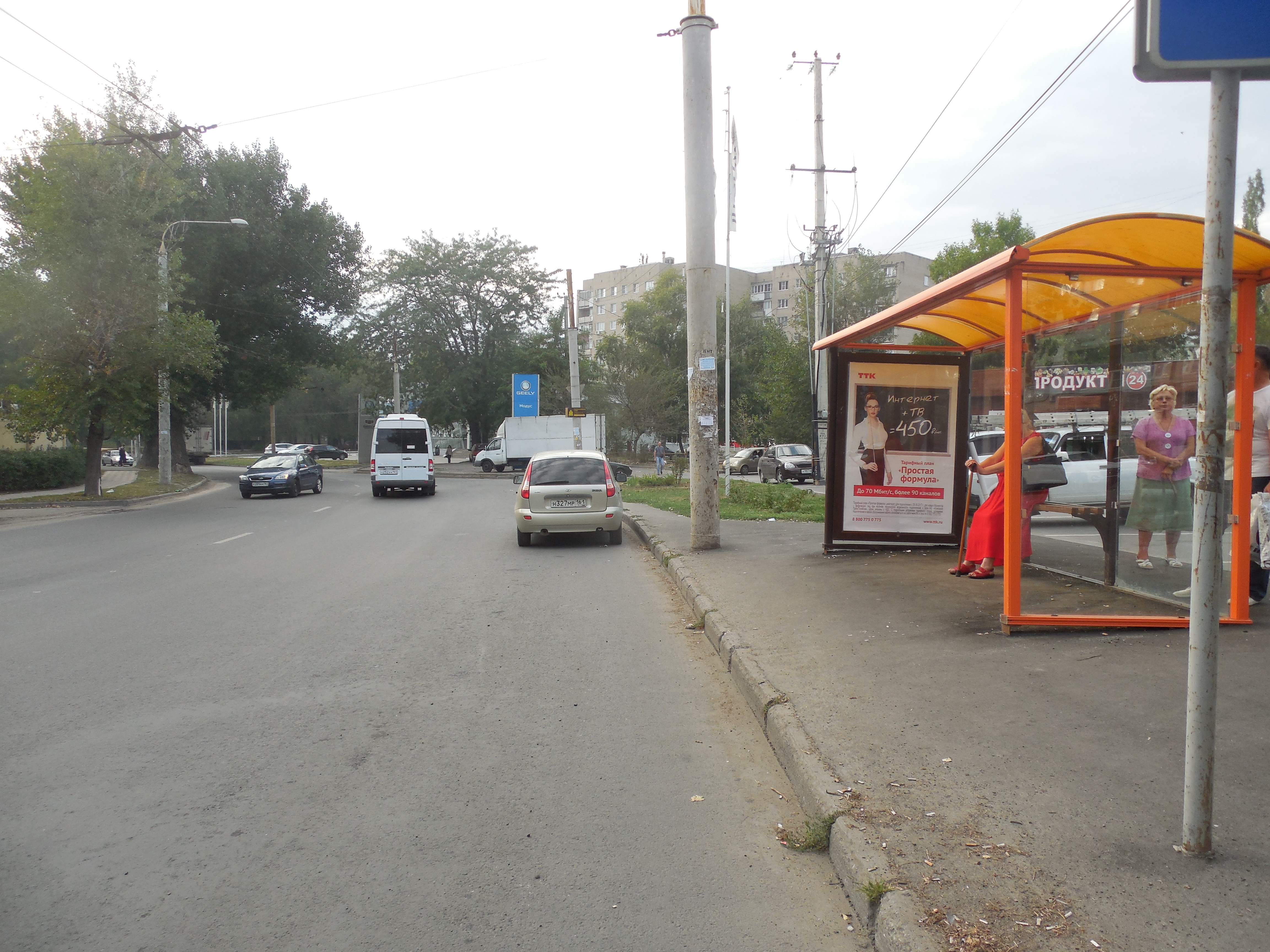 Фотография рекламного носителя, тип: Остановка 1.8x1.2, адрес: Каширская ул., ост. СовР "Автоцентр Модус", поз.1, Ростов-на-Дону, Ростовская область, Россия. Сторона А №622167