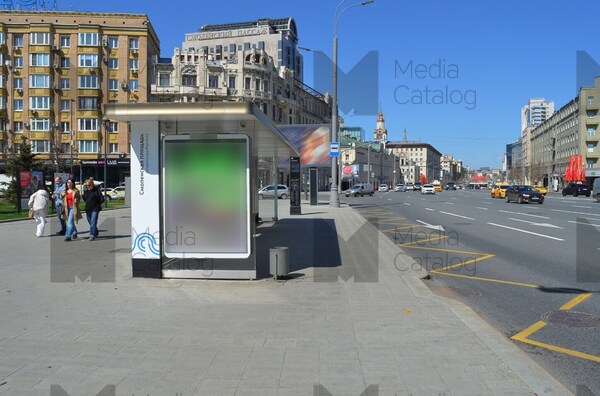 Фотография рекламного носителя, тип: Остановка 1.8x1.2, адрес: Смоленская-Сенная пл., д.32-34, Москва, Россия. Сторона Bh1-Bh10 №1349277