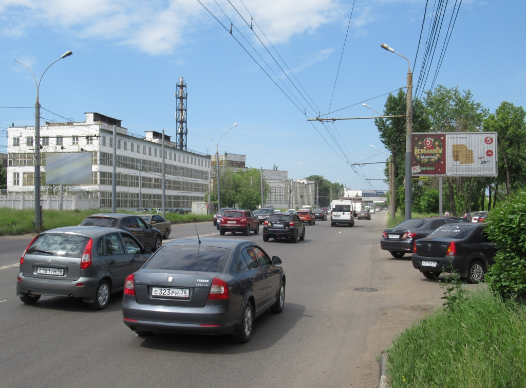 Фотография рекламного носителя, тип: Билборд 3x6, адрес: Октября пр-т., д.76, Ярославль, Ярославская область, Россия. Сторона А1-А3 №109646