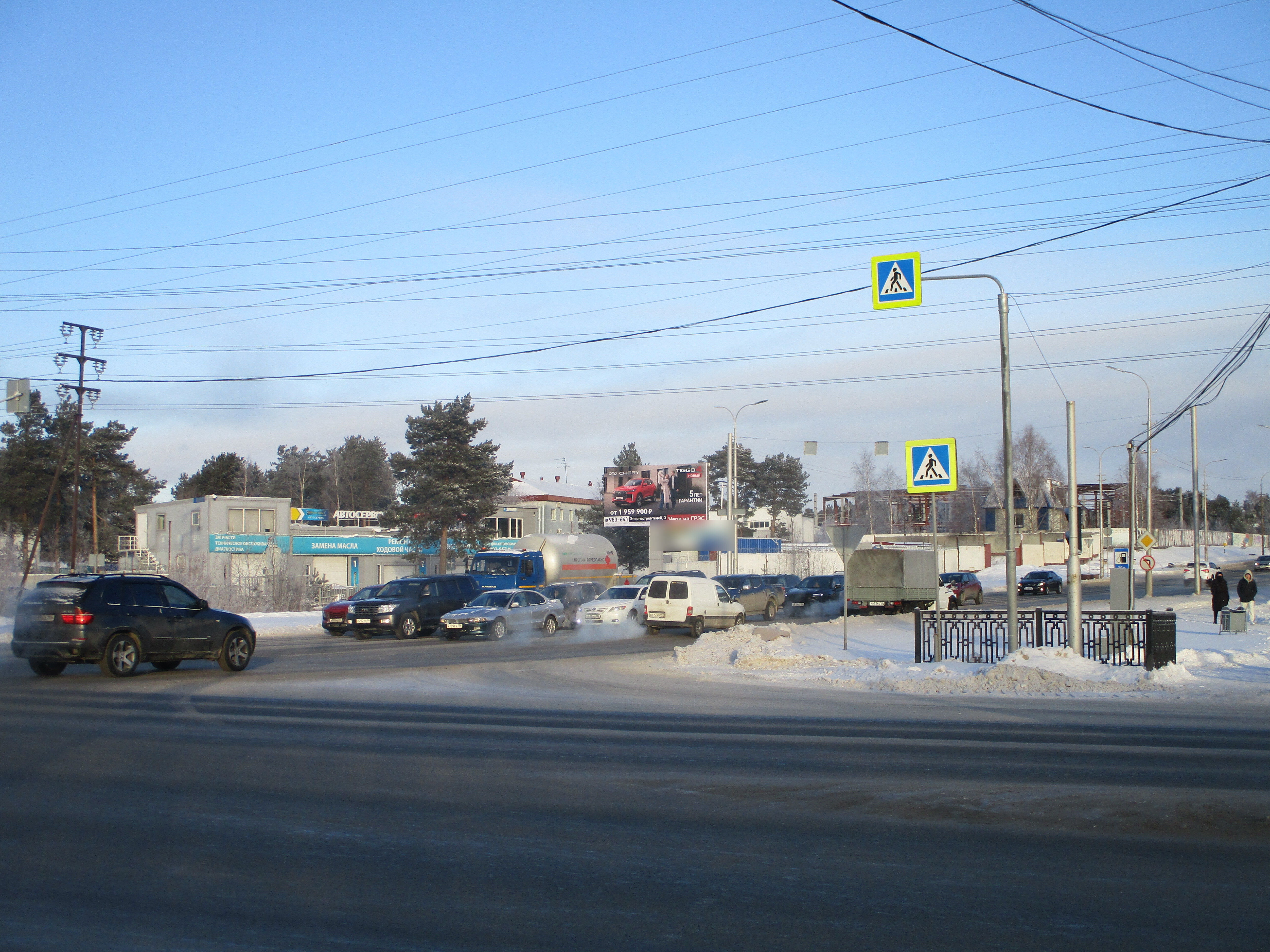 Фотография рекламного носителя, тип: Билборд 3x6, адрес: Островского ул. Х Нефтеюганским ш., поз.1, Сургут, Ханты-Мансийский автономный округ – Югра, Россия. Сторона Б №936997