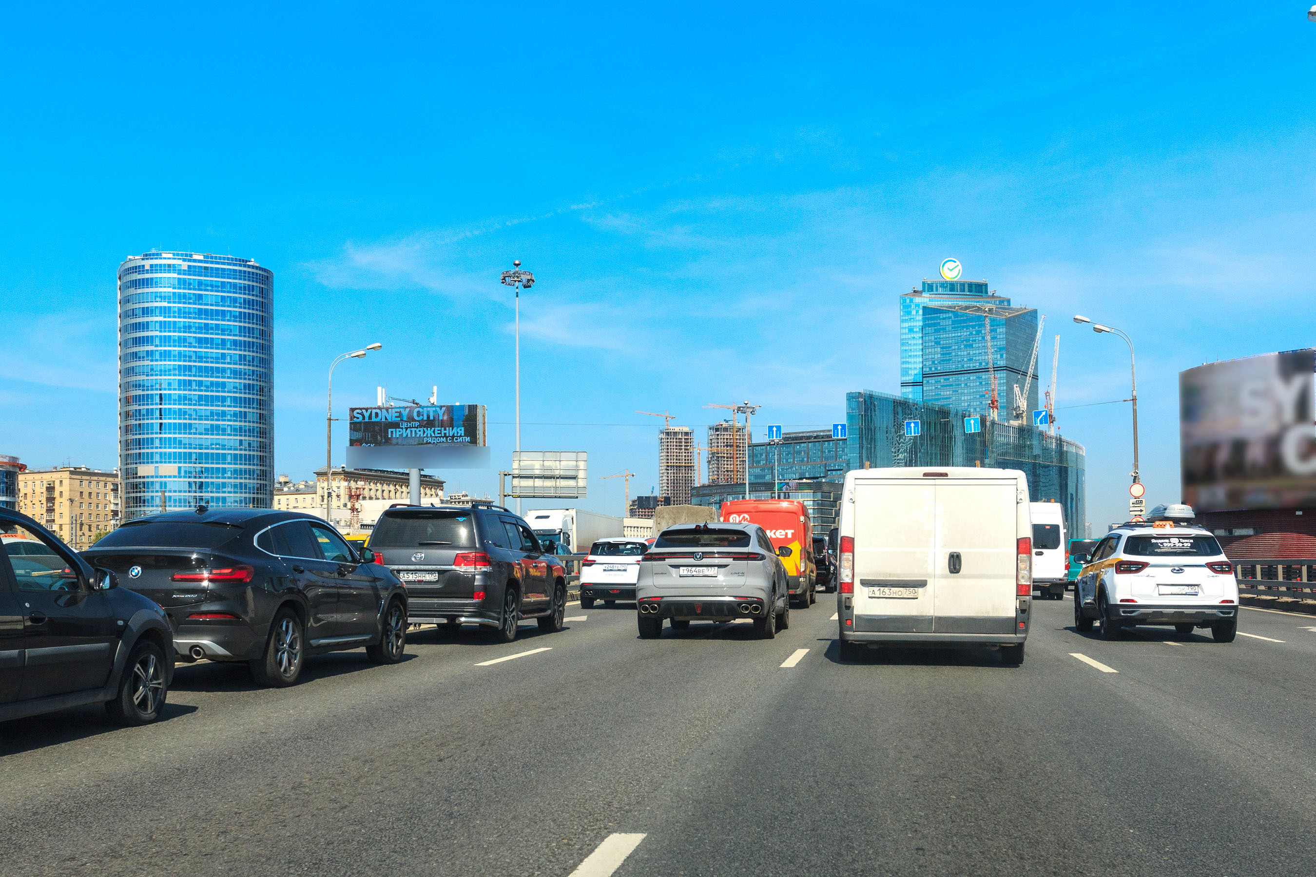 Фотография рекламного носителя, тип: Суперсайт 5x15, адрес: ТТК, Запад, съезд с Кутузовского пр-та., Москва, Россия. Сторона Б1 №637376