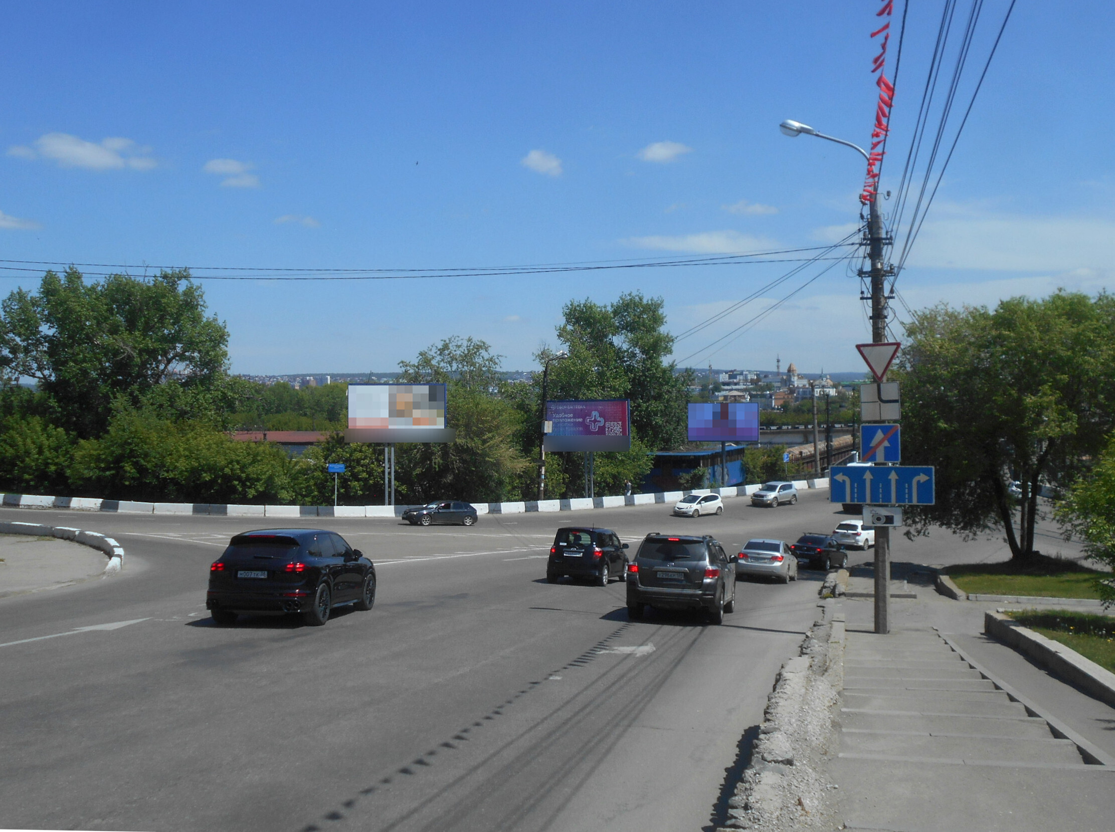 Фотография рекламного носителя, тип: Билборд 3x6, адрес: Маяковского ул. Х Джамбула ул., поз.3, Иркутск, Иркутская область, Россия. Сторона А1-А3 №155212