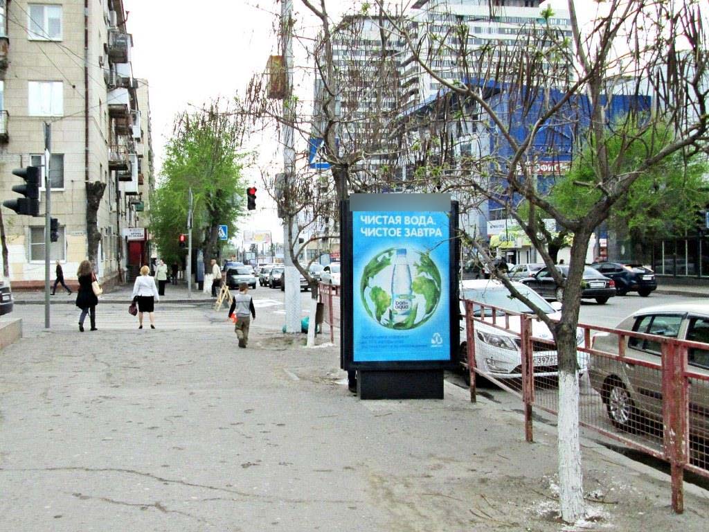 Фотография рекламного носителя, тип: Ситиформат 1.8x1.2, адрес: Краснознаменская ул. Х Мира ул., Волгоград, Волгоградская область, Россия. Сторона B №82814