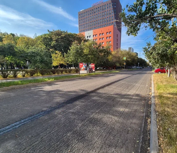 Фотография рекламного носителя, тип: Афиша 1.75x1.8, адрес: Зорге ул., д.2/92, стенд 2, Москва, Россия. Сторона A №882565