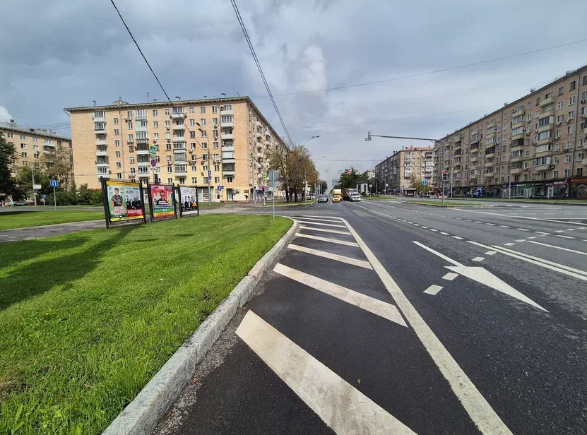 Фотография рекламного носителя, тип: Афиша 1.75x1.8, адрес: Профсоюзная ул. Х Нахимовский пр-т., поз.1, стенд 1, Москва, Россия. Сторона A №865983