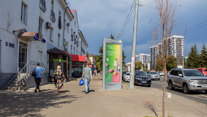 Фотография рекламного носителя, тип: Пиллар 3x1.4, адрес: Николая Ершова ул., д.51, Казань, Республика Татарстан, Россия. Сторона B №685990