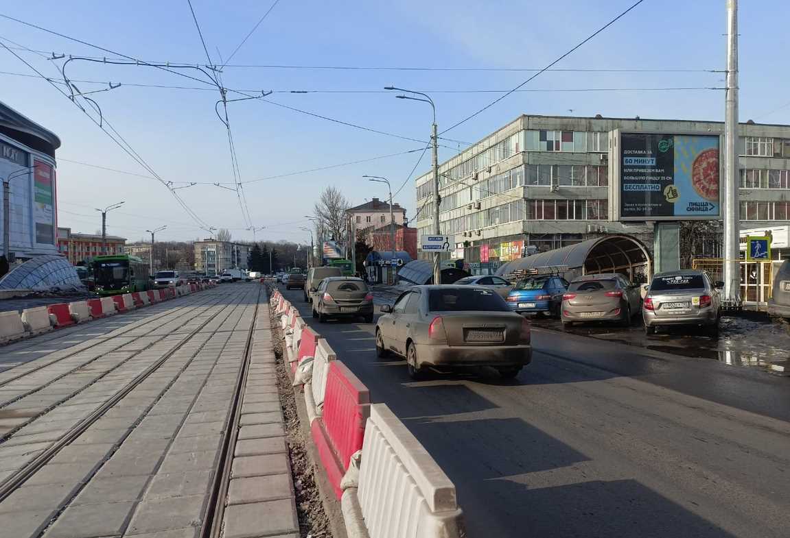 Фотография рекламного носителя, тип: Ситиборд 2.7x3.7, адрес: Карла Маркса ул., д.14, Курск, Курская область, Россия. Сторона A1-А5 №607578