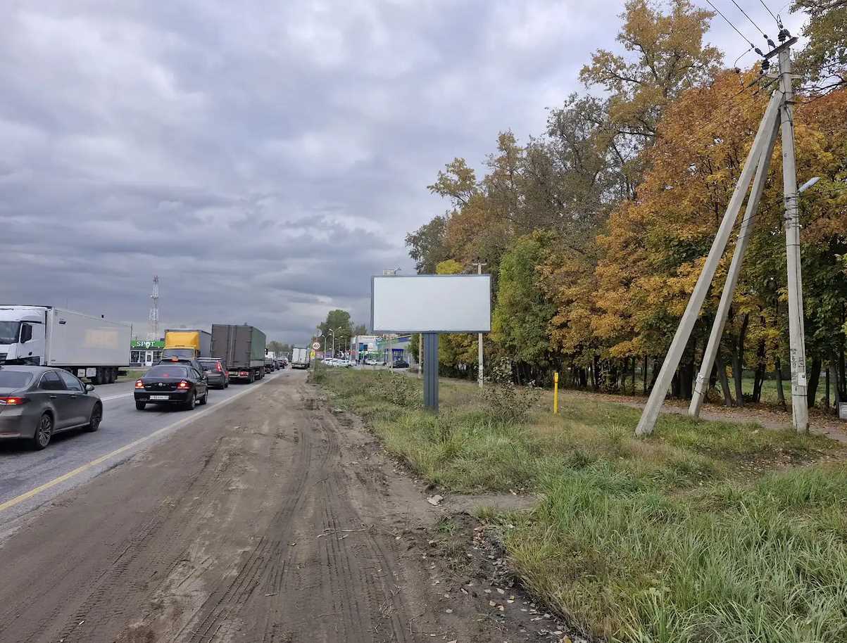 Фотография рекламного носителя, тип: Билборд 3x6, адрес: Разметелево дер., Санкт-Петербург-Свердлова-Всеволожск а/д, 25 100м, Ленинградская область, Россия. Сторона A №1333376