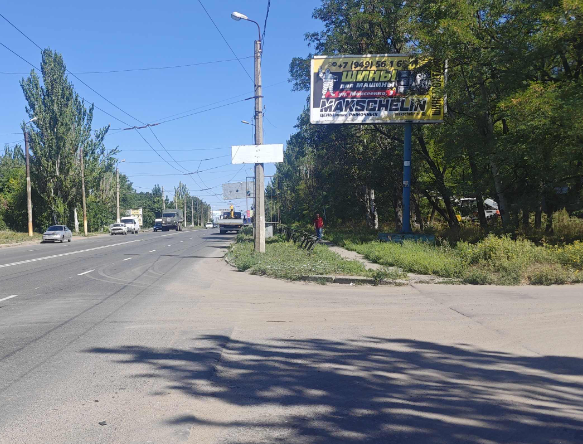 Фотография рекламного носителя, тип: Билборд 3x6, адрес: Маршала Пересыпкина ул., д.16, Горловка, Донецкая область, Россия. Сторона А №1336578