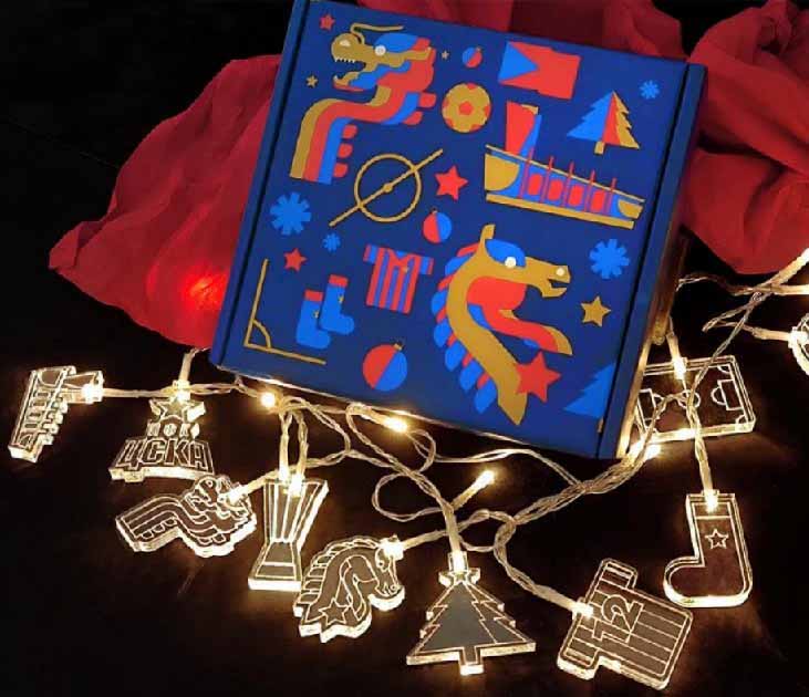 Новогодняя гирлянда с фирменным дизайном