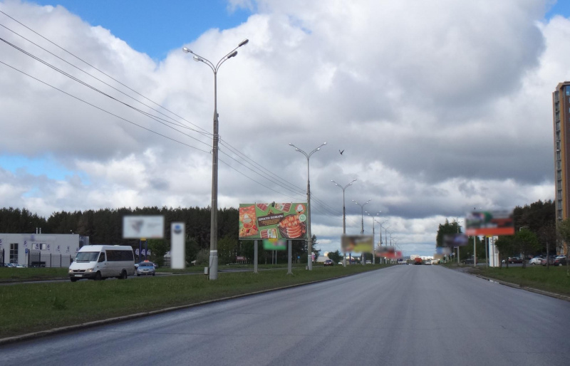 Фотография рекламного носителя, тип: Билборд 3x6, адрес: 10 лет Октября ул., автосалон Кит, Ижевск, Республика Удмуртия, Россия. Сторона A2 №669976