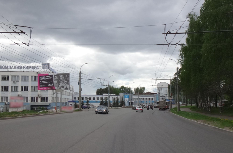 Фотография рекламного носителя, тип: Билборд 3x6, адрес: Орджоникидзе ул., завод Нефтемаш, Ижевск, Республика Удмуртия, Россия. Сторона B №670077
