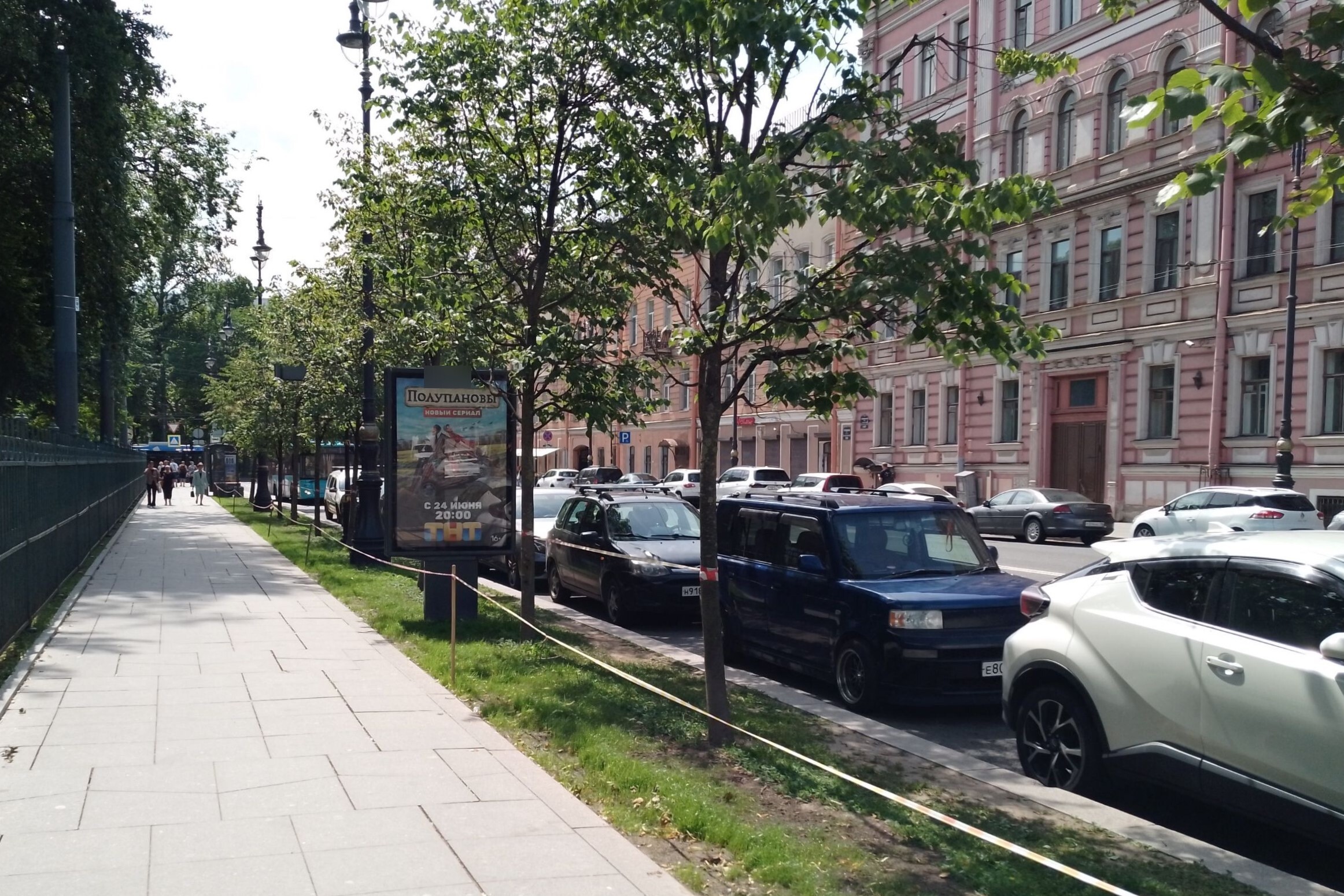 Фотография рекламного носителя, тип: Ситиформат 1.8x1.2, адрес: Потемкинская ул. Х Фурштатская ул., Санкт-Петербург, Россия. Сторона Б №108830