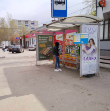 Фотография рекламного носителя, тип: Остановка, адрес: Варейкиса ул., д.2, Ульяновск, Ульяновская область, Россия. Сторона стекла внутри №3 №1370652