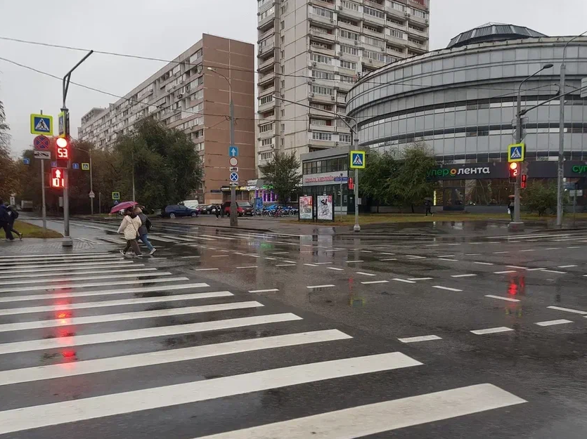 Фотография рекламного носителя, тип: Афиша 1.75x1.8, адрес: Волжский б-р., корп.10, стенд 1, Москва, Россия. Сторона А №620047