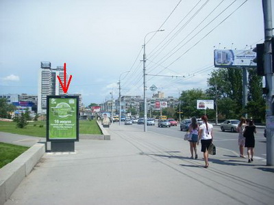 Фотография рекламного носителя, тип: Ситиформат 1.8x1.2, адрес: Рабоче-Крестьянккая ул. Х Калинина ул., Волгоград, Волгоградская область, Россия. Сторона B №82834