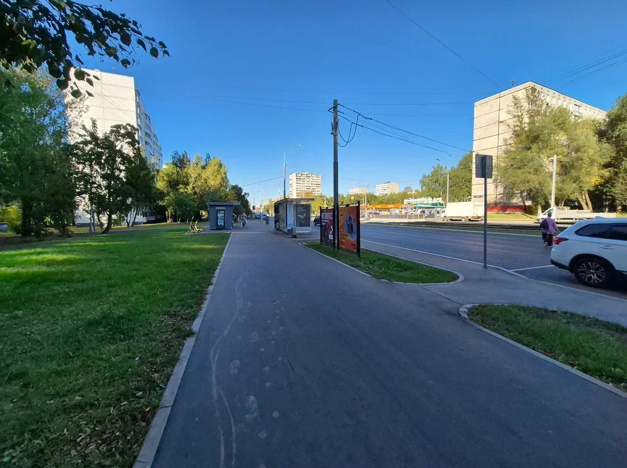 Фотография рекламного носителя, тип: Афиша 1.75x1.8, адрес: Чертановская ул., д.16, стенд 1, Москва, Россия. Сторона B №866643