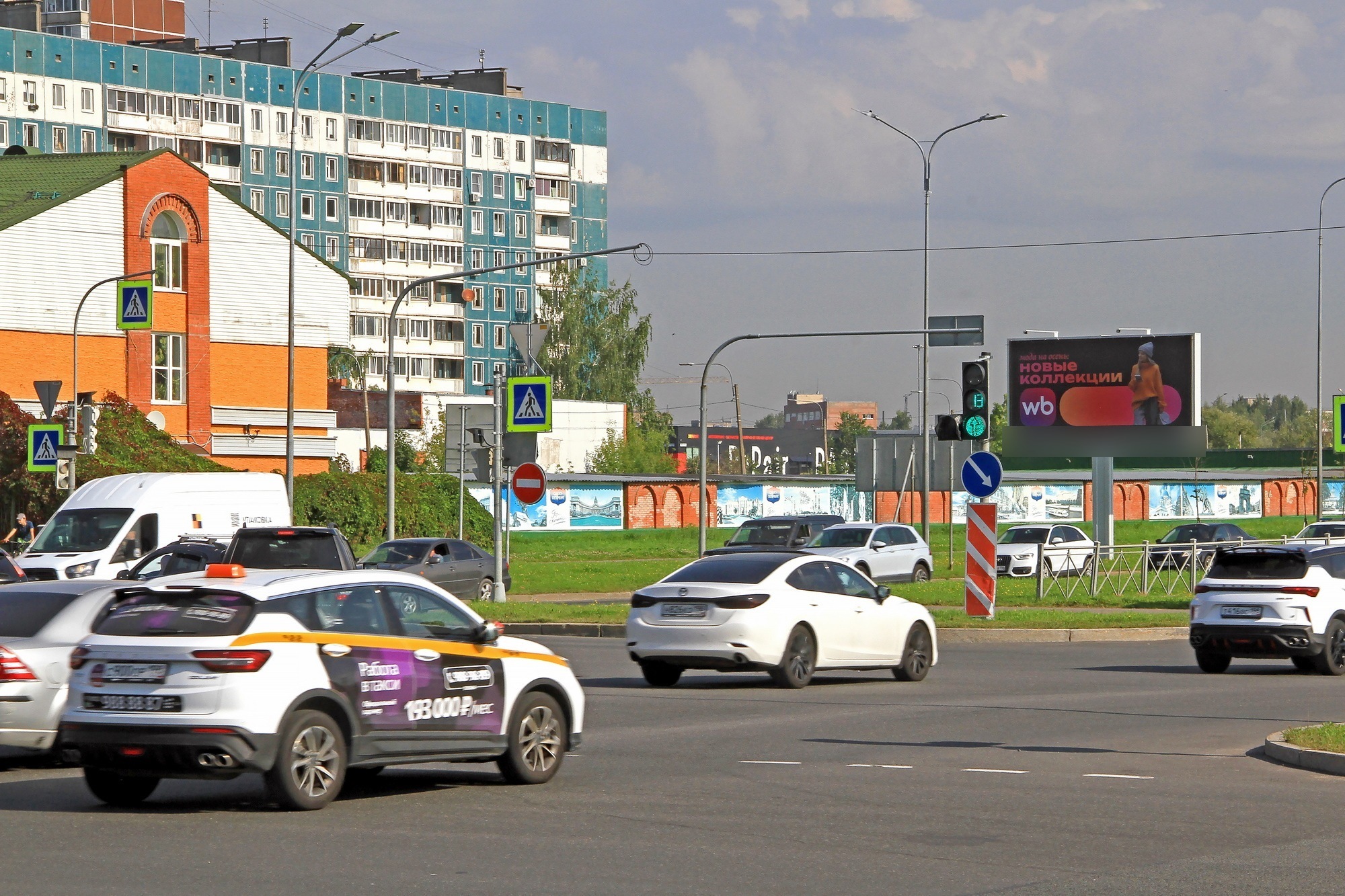 Фотография рекламного носителя, тип: Билборд 3x6, адрес: Долгоозёрная ул. Х Мартыновская ул., д.3а, Санкт-Петербург, Россия. Сторона Б №658987