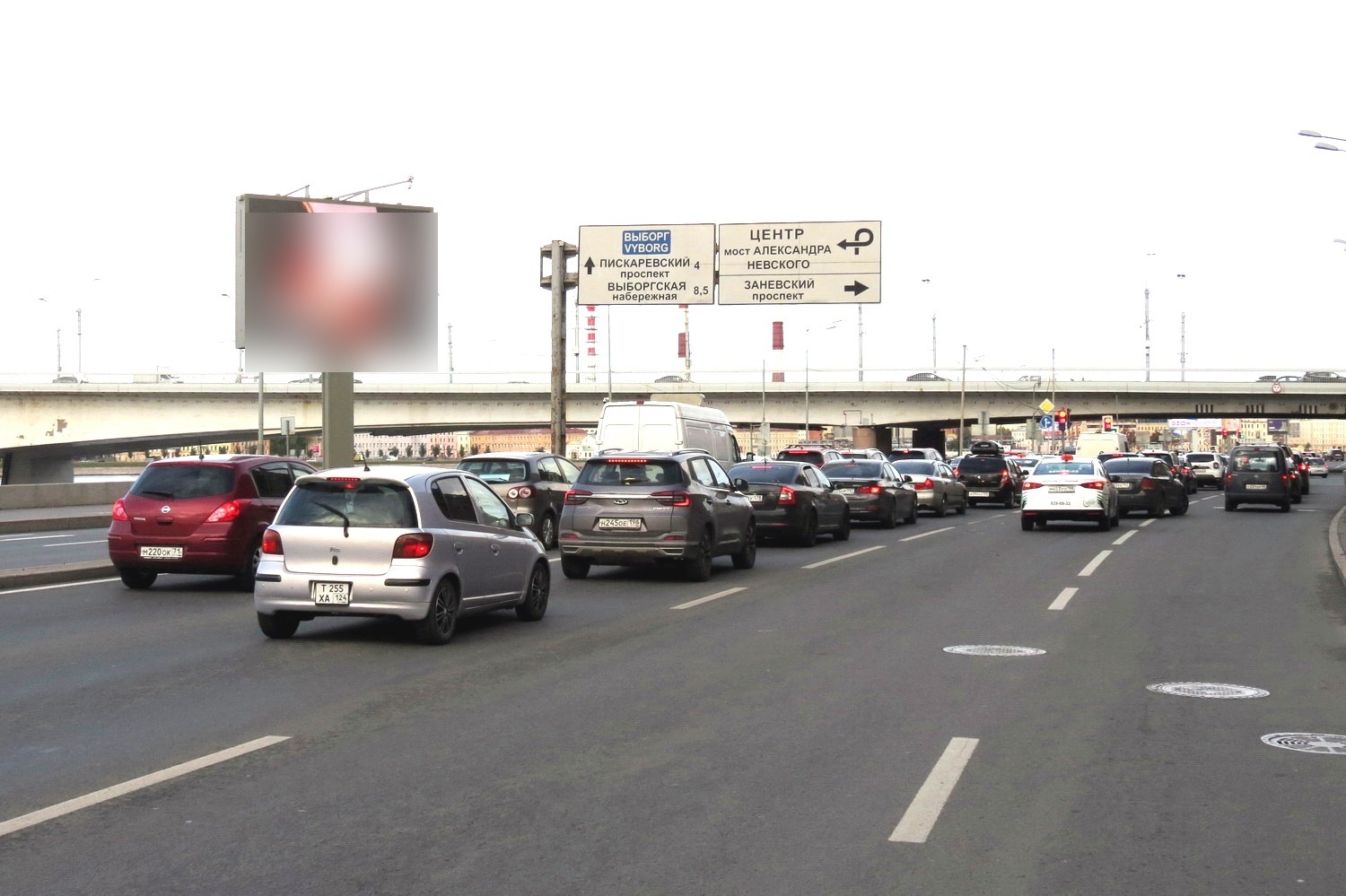 Фотография рекламного носителя, тип: Ситиборд 2.7x3.7, адрес: Малоохтинский пр-т., д.82, Санкт-Петербург, Россия. Сторона А1 №639710