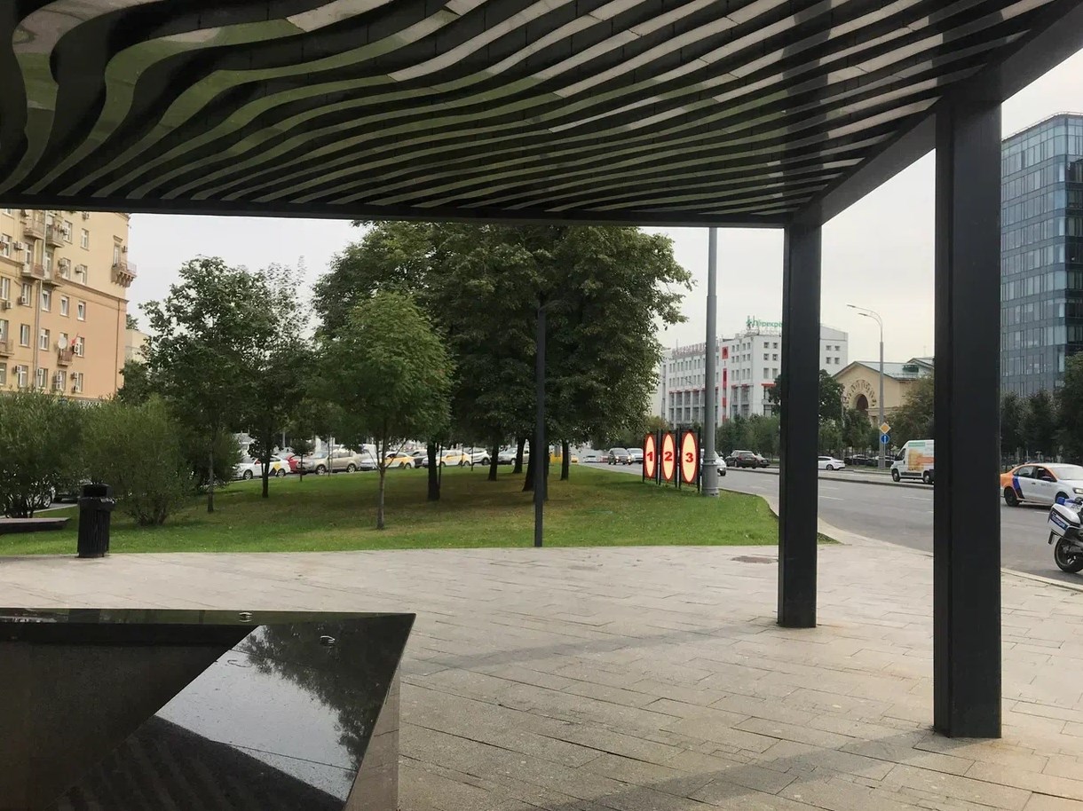 Фотография рекламного носителя, тип: Афиша 1.75x1.8, адрес: Житная ул., д.10, стенд 3, Москва, Россия. Сторона B №961370