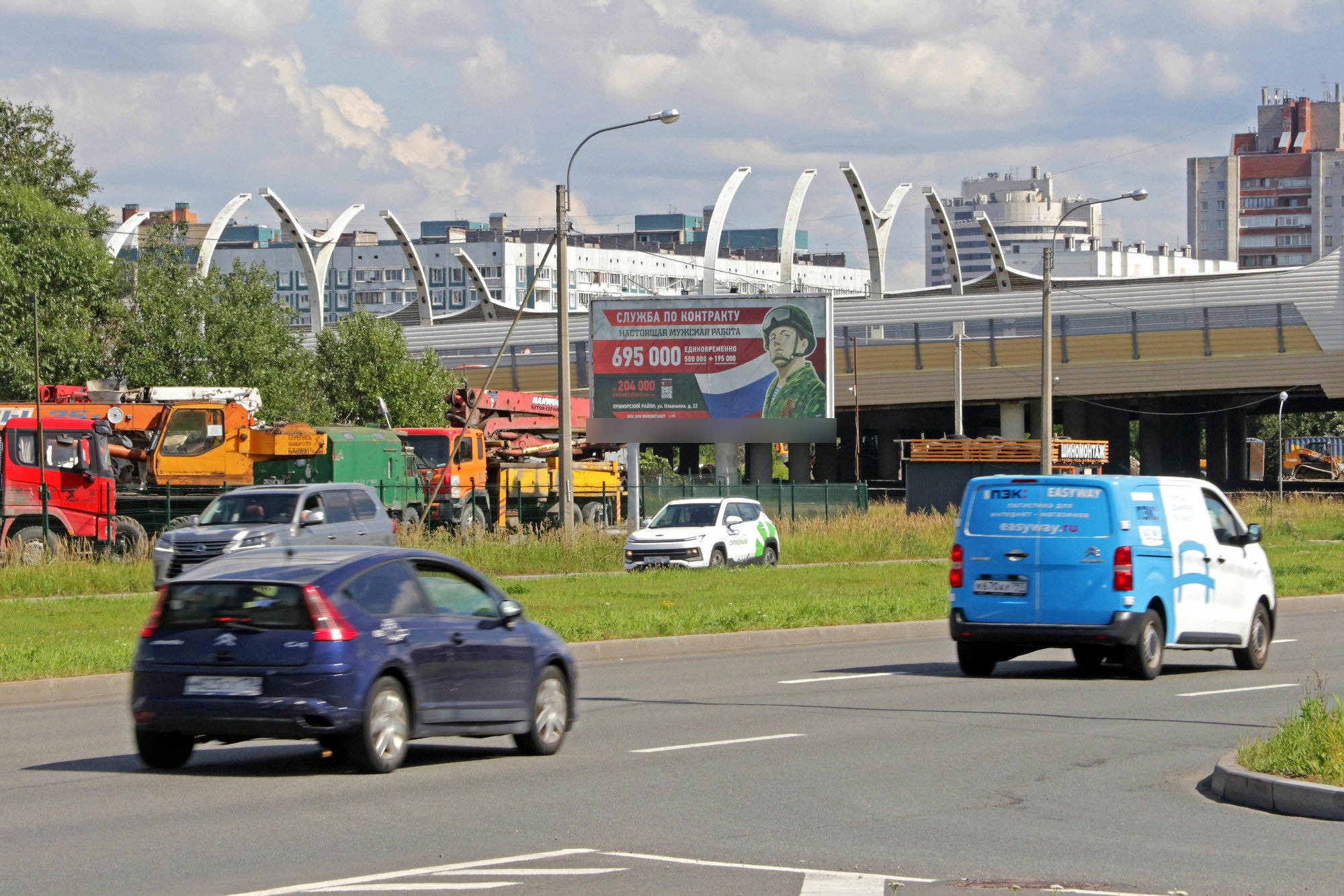 Фотография рекламного носителя, тип: Билборд 3x6, адрес: Оптиков ул., д.22, Санкт-Петербург, Россия. Сторона Б №684222