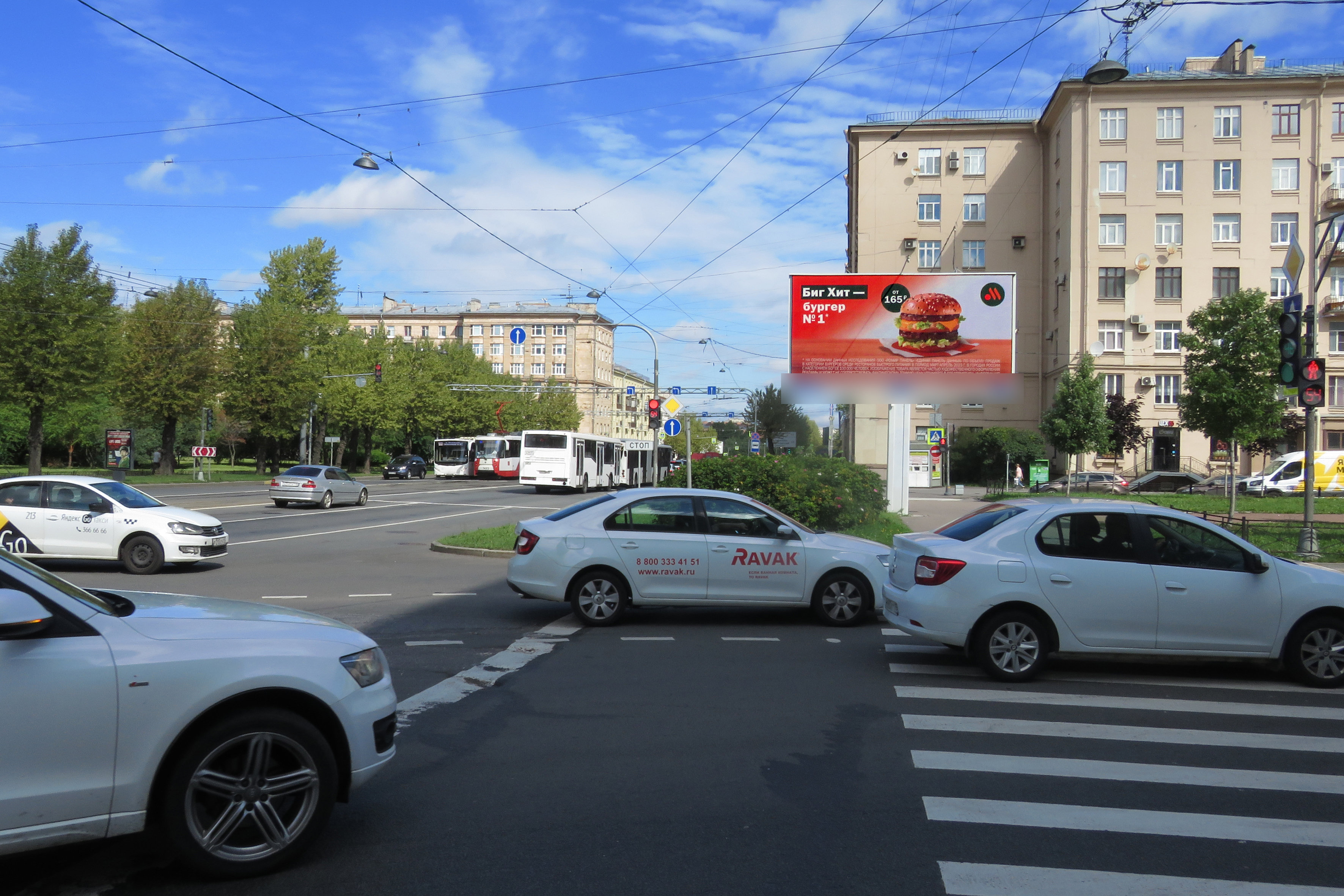 Фотография рекламного носителя, тип: Билборд 3x6, адрес: Ленсовета ул. Х Типанова ул., д.7, Санкт-Петербург, Россия. Сторона А1 №121220