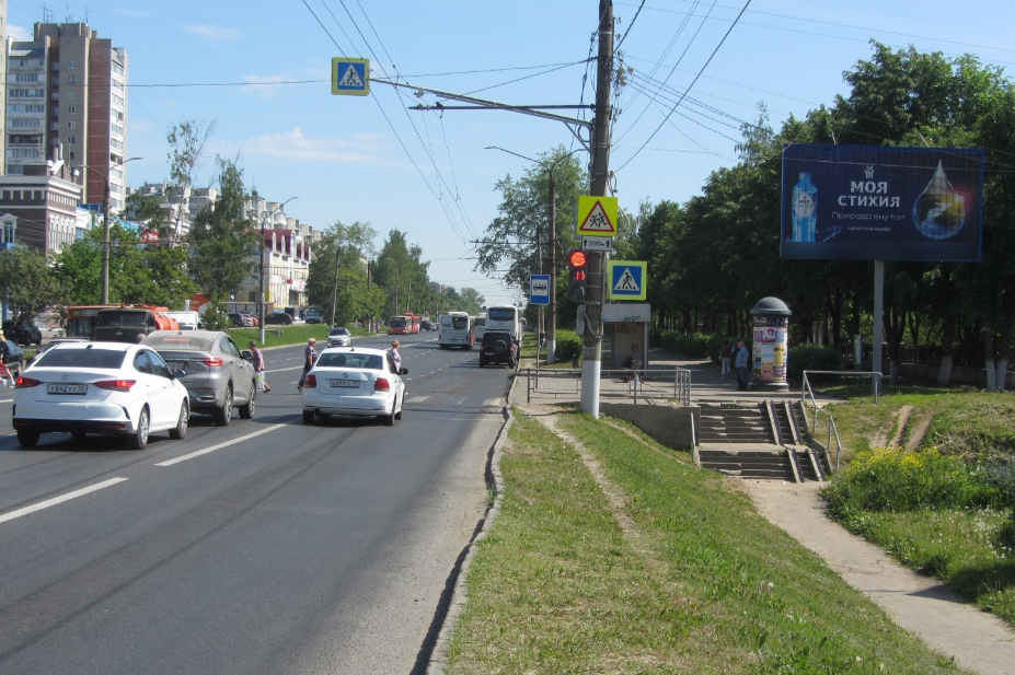 Фотография рекламного носителя, тип: Билборд 3x6, адрес: Добросельская ул., д.34, Владимир, Владимирская область, Россия. Сторона А1-А3 №154233