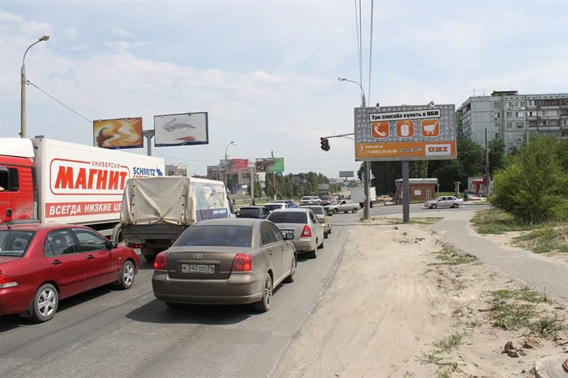 Фотография рекламного носителя, тип: Билборд 3x6, адрес: Землячки ул. Х 30-летия Победы б-р., Волгоград, Волгоградская область, Россия. Сторона A №83138