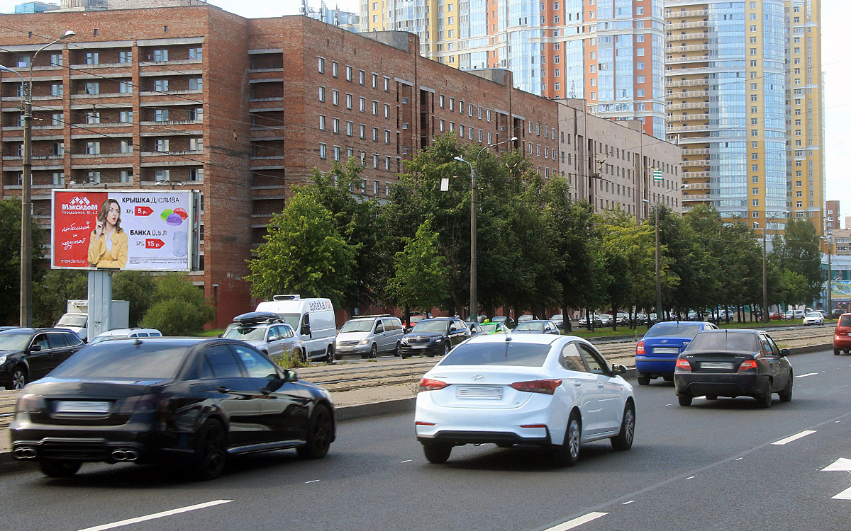 Фотография рекламного носителя, тип: Билборд 3x6, адрес: Просвещения пр-т., д.47, Санкт-Петербург, Россия. Сторона B №171710