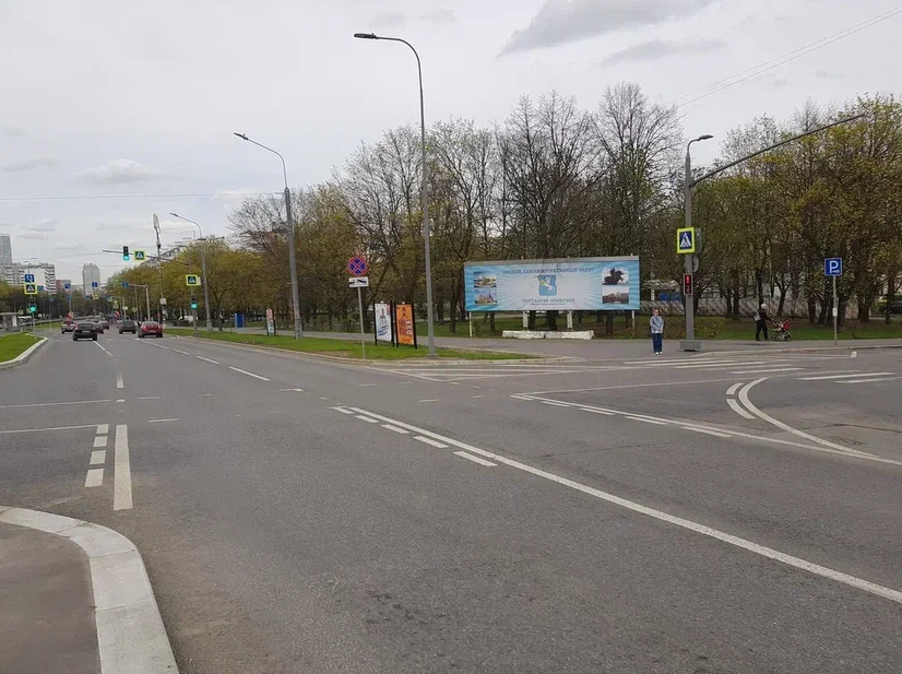 Фотография рекламного носителя, тип: Афиша 1.75x1.8, адрес: Чертановская ул., д.17А, поз.3, стенд 1, Москва, Россия. Сторона A №866648